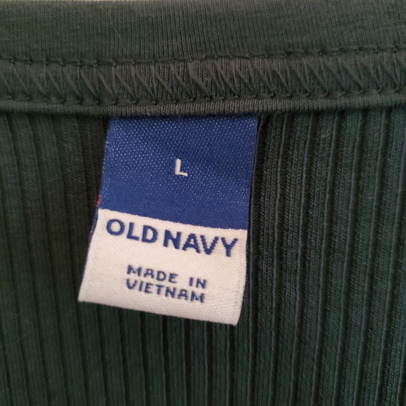 Old Navy v-neck henley - Picture 4 of 5